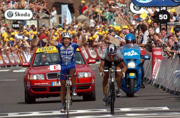 Juan Miguel Mercado takes the stage win ahead of José Vincente Garcia Acosta. Will Armstrong strike again in tomorrow's time trial - or will a tough Ullrich take the win? Stay tuned to Roadcycling.com to find out!