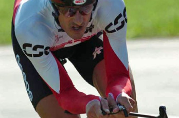 Cancellara riding hard. Photo copyright Fotoreporter Sirotti.