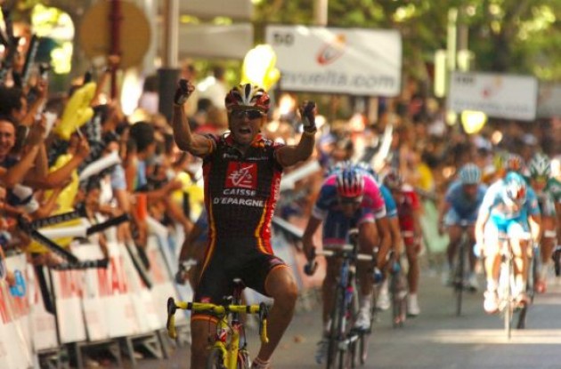 Alejandro Valverde (Caisse d'Epargne) wins stage 2 of the 2008 Vuelta.