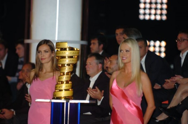 The 2012 Giro d'Italia trophy x 3. Photo Fotoreporter Sirotti.