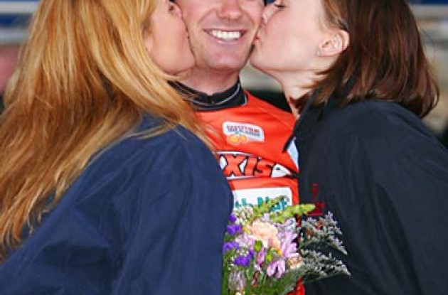 Podium girls did some sweet kissin' today. Photo copyright Ben Ross/Roadcycling.com/www.benrossphotography.com.