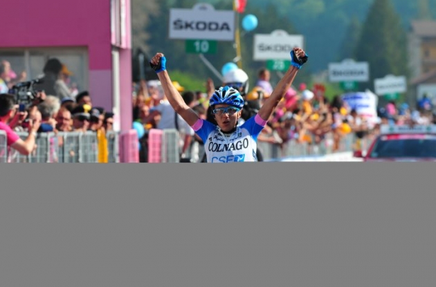 Domenico Pozzovivo of Team Colnago soloes to stage 8 victory in 2012 Giro d'Italia. Photo Fotoreporter Sirotti.