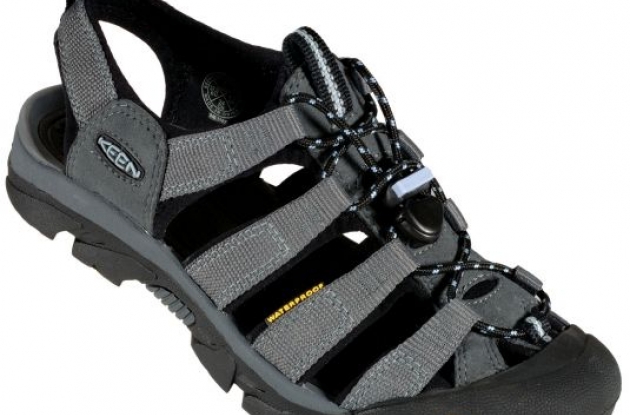 Best Women's Hiking Sandals of 2024: Tested for All Terrains | CleverHiker