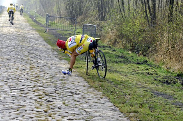 Pagliarini (Saunier Duval-Prodir) shoots the pavé - doubt it will make it any less dangerous before Sunday though.