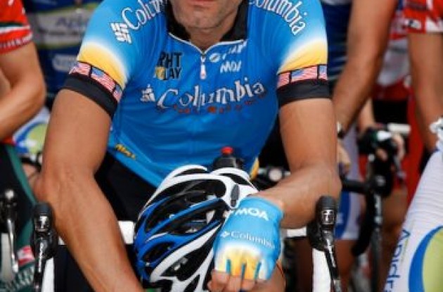 George Hincapie (Team Columbia) at the start. Photo copyright <A HREF="http://pa.photoshelter.com/usr-show/U0000yEwV90OAoAE" TARGET="_BLANK">Ben Ross</A>.