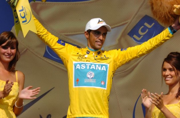 Alberto Contador still leads the 2010 Tour de France before the 2nd rest day. Photo copyright Fotoreporter Sirotti.