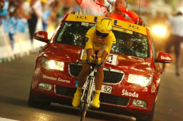 Alberto Contador. Photo copyright Fotoreporter Sirotti.