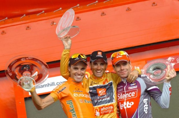 Sanchez, Valverde and Evans on the podium in Madrid. Photo copyright Fotoreporter Sirotti.