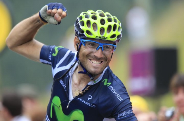 Team Movistar's Alejandro Valverde grabs the stage victory. Photo Fotoreporter Sirotti.