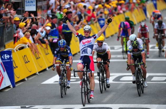 Team Lotto-Greipel's Andre Greipel (Germany) powers to second Tour de France stage victory in stage 5 of the 2012 Tour de France. Photo Fotoreporter Sirotti.