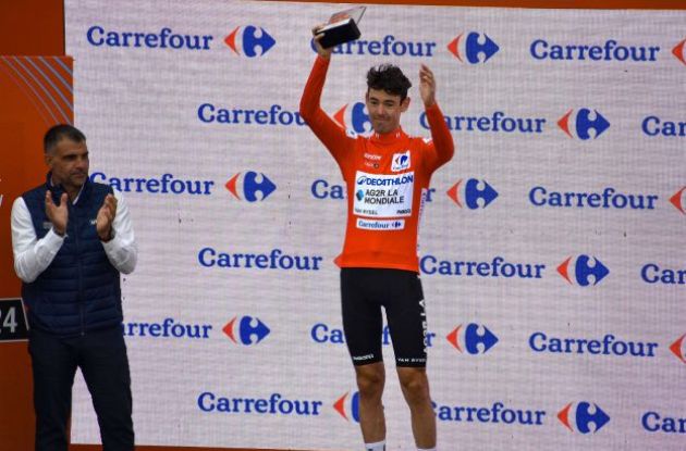 Ben O'Connor on the podium as leader of Vuelta a Espana 2024