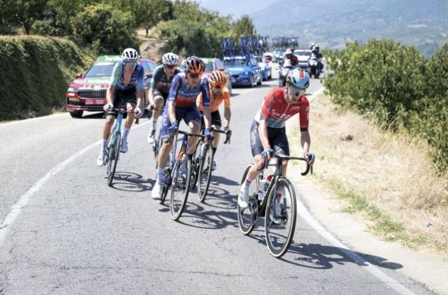 Breakaway group of cyclists