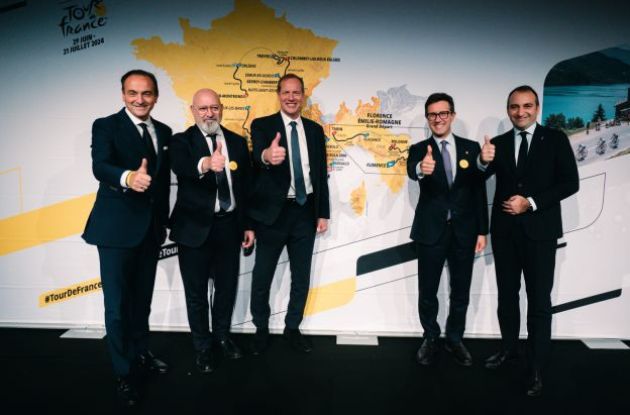 Italian and French representatives at Tour de France route announcement