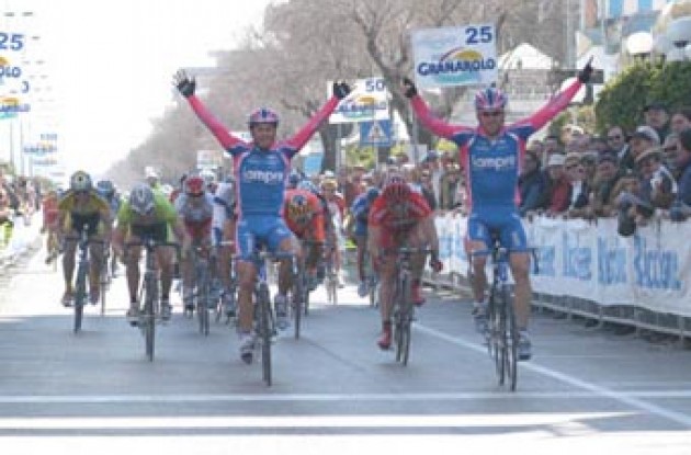 Svorada sprints to victory in stage 1A. Copyright Fotoreporter Sirotti