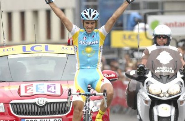 Daniel Navarro has signed with Team Saxo Bank-SunGard for 2011 and 2012. Photo copyright Fotoreporter Sirotti.