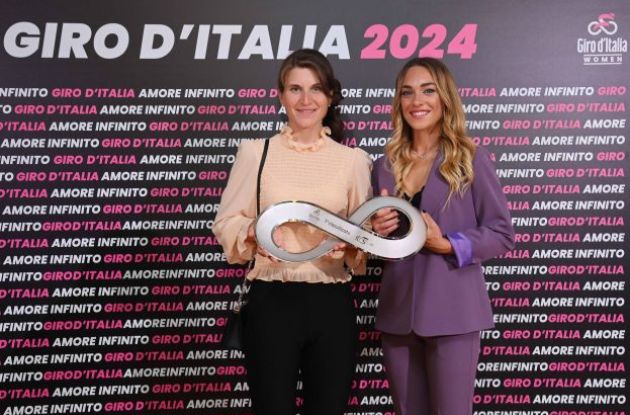 Elisa Longo Borghini and Letizia Paternoster with Women's Giro d'Italia trophy