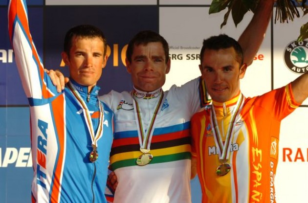 Evans, Kolobnev and Joaquin Rodriguez on the podium in Mendrisio, Switzerland. Photo copyright Fotoreporter Sirotti.