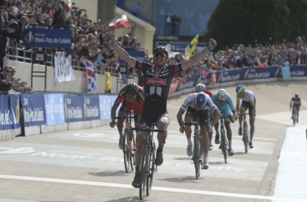 Paris roubaix 2019 sales pro race