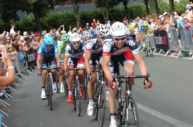 Team Lotto-Belisol leads the Tour de France peloton. Photo Fotoreporter Sirotti.
