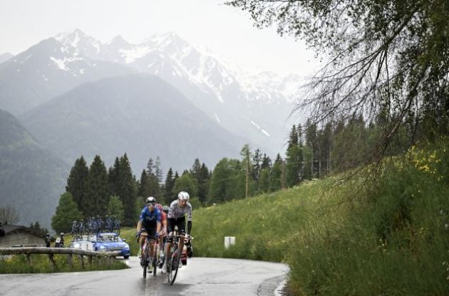 Marc Soler cycling in the Alps