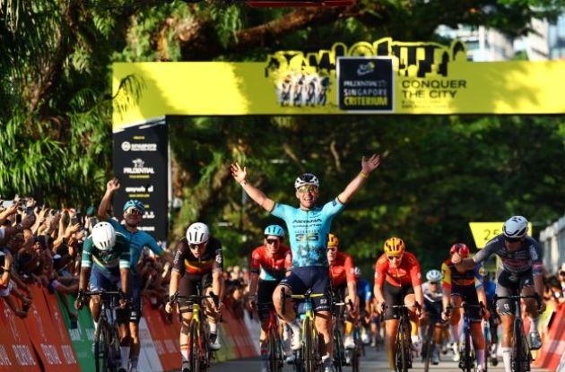 Mark Cavendish wins TDF Prudential Singapore Criterium 2024 ahead of Jasper Philipsen and Arnaud de Lie