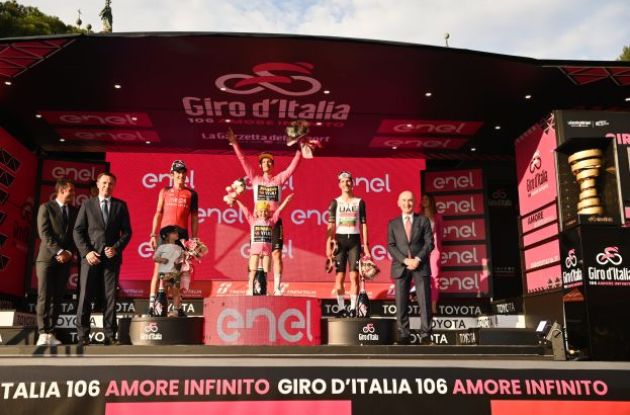 Primoz Roglic Geraint Thomas Joao Almeida on Giro d'Italia podium