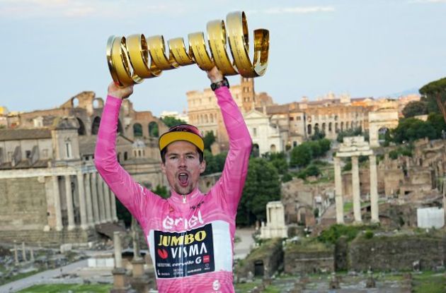 Primoz Roglic with the Giro d'Italia trophy