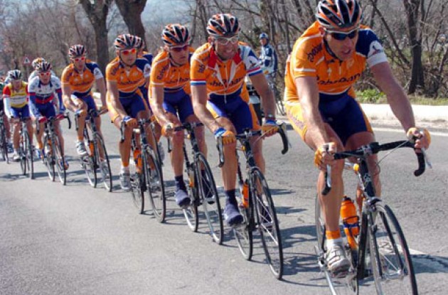 The Rabobank team members worked hard for their leader today. Photo copyright Fotoreporter Sirotti.