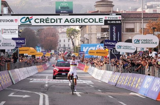Tadej Pogacar has won Il Lombardia 2025 for UAE Team Emirates | RCS Sport - LaPresse Tadej Pogacar has won Il Lombardia 2025