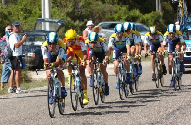 Team Astana. Photo copyright Fotoreporter Sirotti.