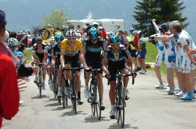 Team Sky Procycling's Bradley Wiggins remains overall 2012 Dauphine Libere leader before tomorrow's final stage. Photo Fotoreporter Sirotti.