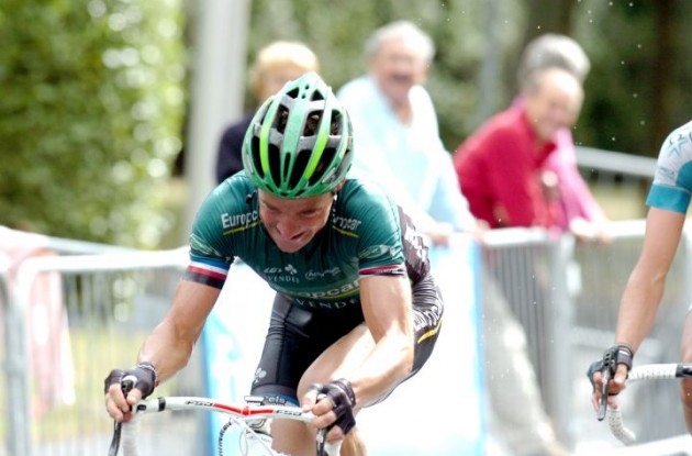 Team Europcar's Thomas Voeckler attacks in the final kilometers of today's stage. Photo Fotoreporter Sirotti.