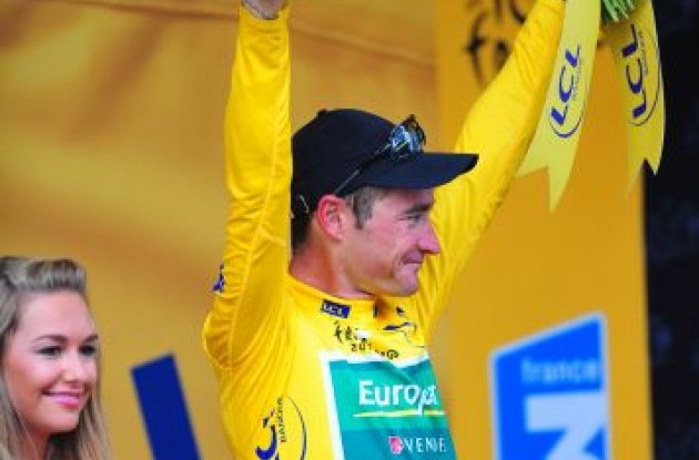 Thomas Voekler of Team Europcar.com leads the Tour de France before the race reaches the mountains tomorrow. Photo Fotoreporter Sirotti.