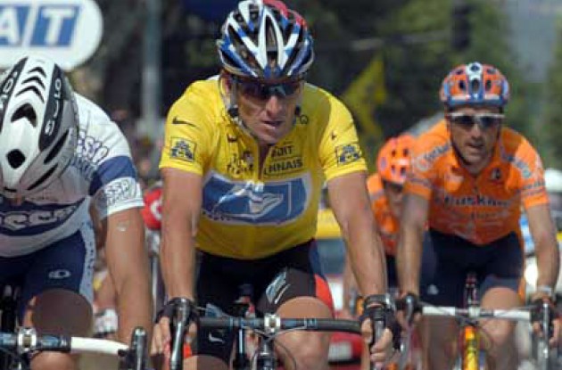 Armstrong was involved in a crash that forced rival Joseba Beloki to exit the Tour. Armstrong was able to maintain the overall lead, but does not appear nearly as strong as in the past four years. Will he keep the yellow jersey all the way to Paris? Stay tuned to Roadcycling.com to find out. Photo copyright Fotoreporter Sirotti.