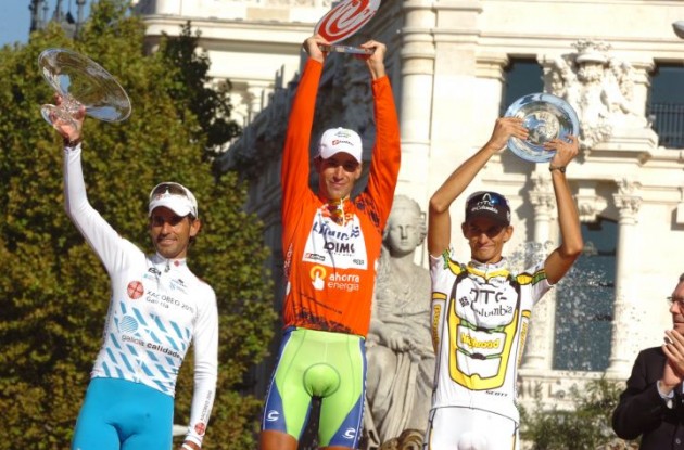 The final 2010 Vuelta a Espana Top 3 on the podium in Madrid. Nibali, Mosquera and Velits. Photo copyright Fotoreporter Sirotti.