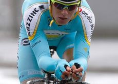 Alexandre Vinokourov. Photo copyright <A HREF="http://www.photoshelter.com/usr-show?U_ID=U0000yEwV90OAoAE" TARGET="_BLANK">Ben Ross Photography</A>.