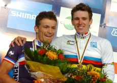 Frenchmen Arnaud Demare and Adrien Petit celebrate their world championship medals on the podium in Denmark. Photo Fotoreporter Sirotti.