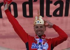 A proud Garzelli on the podium in Italy. Photo copyright Fotoreporter Sirotti.