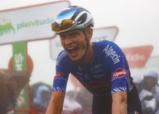 Jay Vine wins stage 6 of La Vuelta a Espana 2022