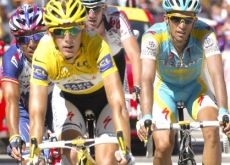Andy Schleck (Team Saxo Bank). Photo copyright Fotoreporter Sirotti.