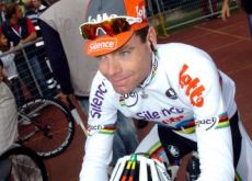 World Champion Cadel Evans has signed a new contract with BMC Racing Team. Photo copyright Fotoreporter Sirotti.