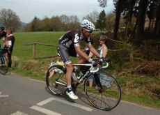 Cervelo TestTeam's Carlos Sastre climbs. Photo copyright Fotoreporter Sirotti. Cervelo TestTeam's Carlos Sastre climbs. Photo copyright Fotoreporter Sirotti.
