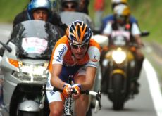 Denis Menchov (Rabobank) on his way to stage victory and overall lead in the Giro d'Italia 2009. Photo copyright Fotoreporter Sirotti.