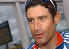 George Hincapie (Team BMC Racing) is ready for the 2010 Tour of Flanders / Ronde van Vlaanderen. Photo copyright Fotoreporter Sirotti. George Hincapie (Team BMC Racing) is ready for the 2010 Tour of Flanders / Ronde van Vlaanderen. Photo copyright Fotoreporter Sirotti.