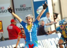 Giorgia Bronzini wins elite women's road race at 2010 UCI Road Cycling World 

Championships ahead of Marianne Vos (Netherlands) and Sweden's Emma Johansson. Giorgia Bronzini is the new World Champion. Photo Fotoreporter Sirotti.