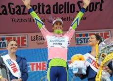 Ivan Basso is pretty in pink. Photo copyright Fotoreporter Sirotti.