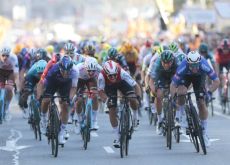 Kaden Groves sprints to victory in stage 4 of Volta Ciclista a Catalunya