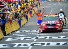 Luis Leon Sanchez rides to victory. Photo Fotoreporter Sirotti. Luis Leon Sanchez rides to victory. Photo Fotoreporter Sirotti.