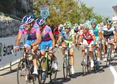 Nibali, Garzelli, Contador and Rodriguez battle against the final climb of today's stage 7 of the Giro d'Italia 2011. Photo Fotoreporter Sirotti.