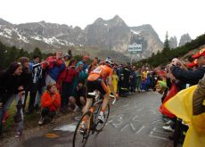 Nieve on his way to stage victory. Photo Fotoreporter Sirotti.